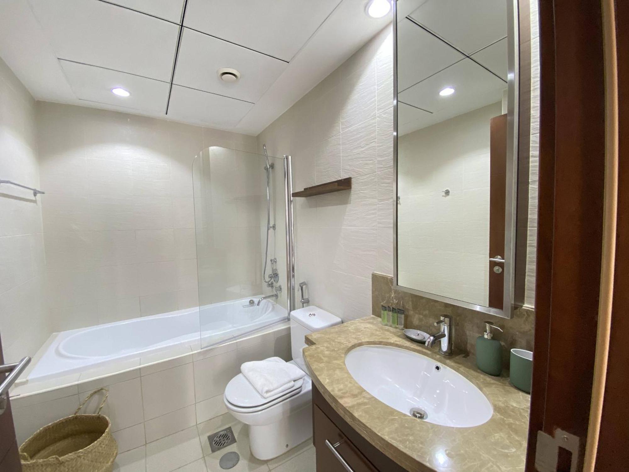 Lux Bnb Standpoint Tower Burj & Fountain Views Dubaï Extérieur photo